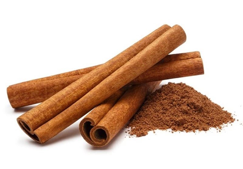 چوب دارچین لوله ای